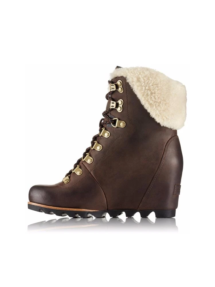 Sorel Women's Conquest Wedge Shearling Boot - Image 4