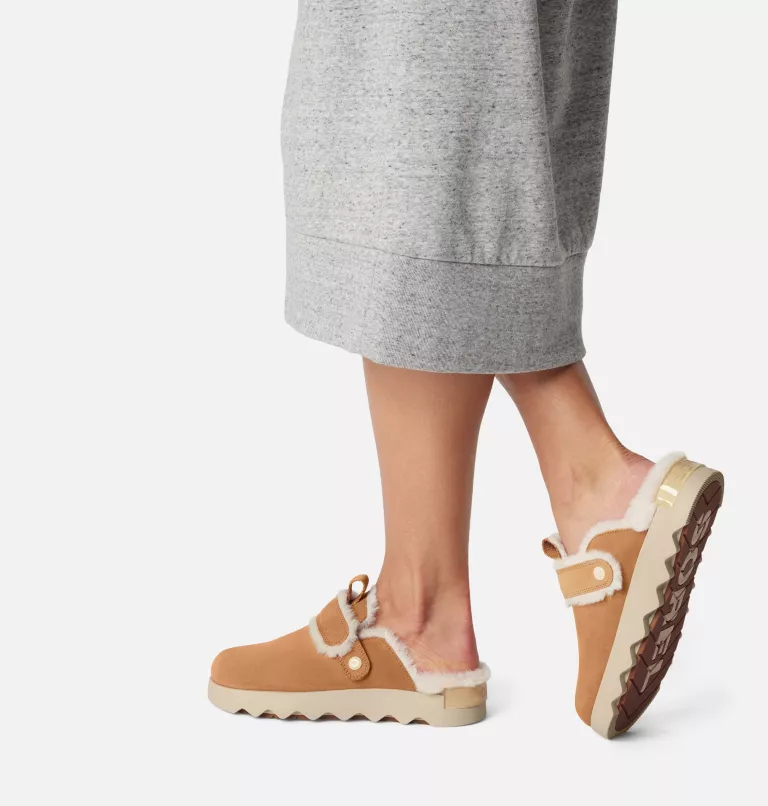 Sorel Women's VIIBE⢠Clog Suede Cozy - Image 7