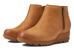 SOREL Evieâ„¢ Zip Leather